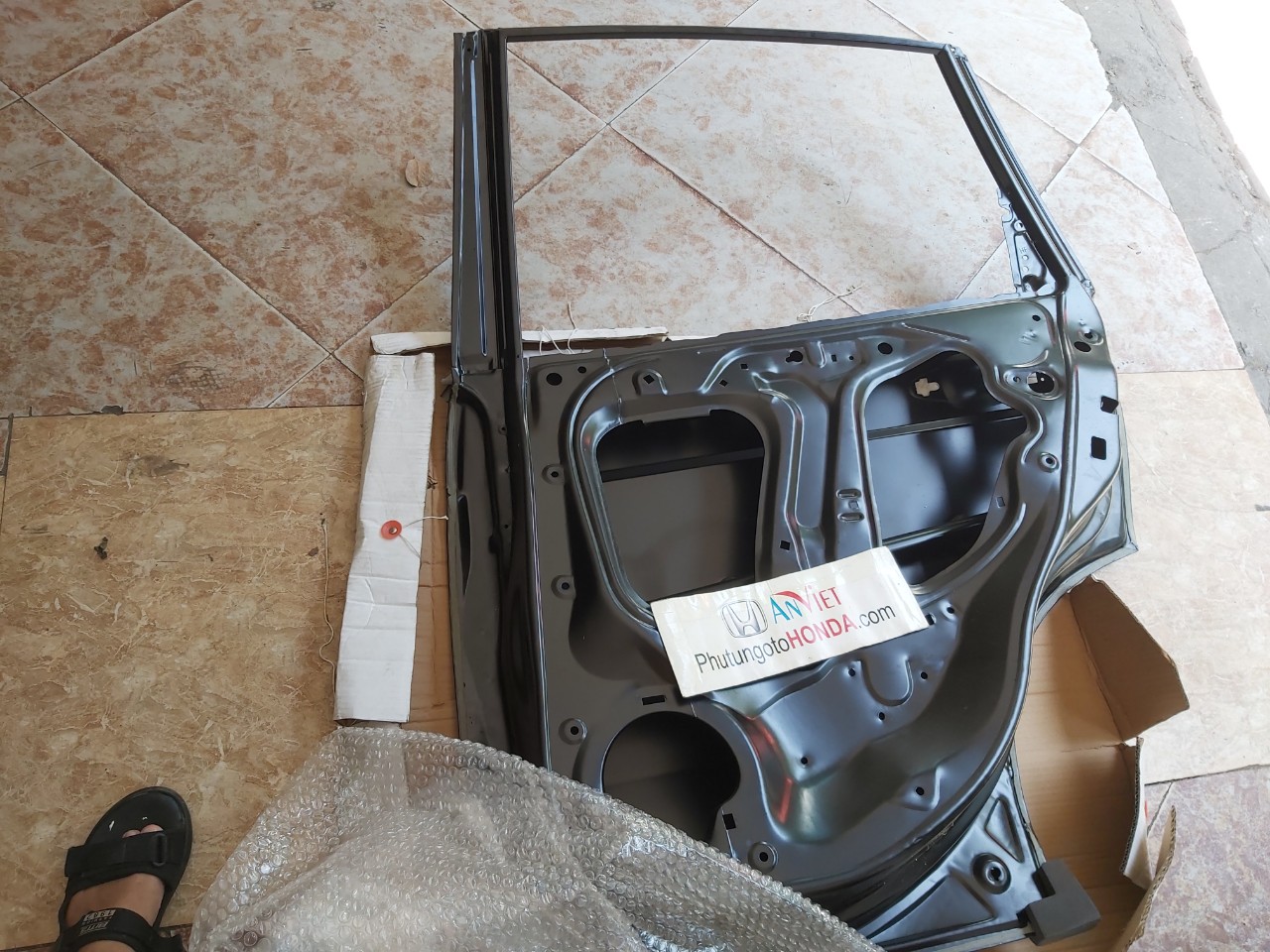 Cánh cửa sau bên lái xe honda CRV 2013-2017